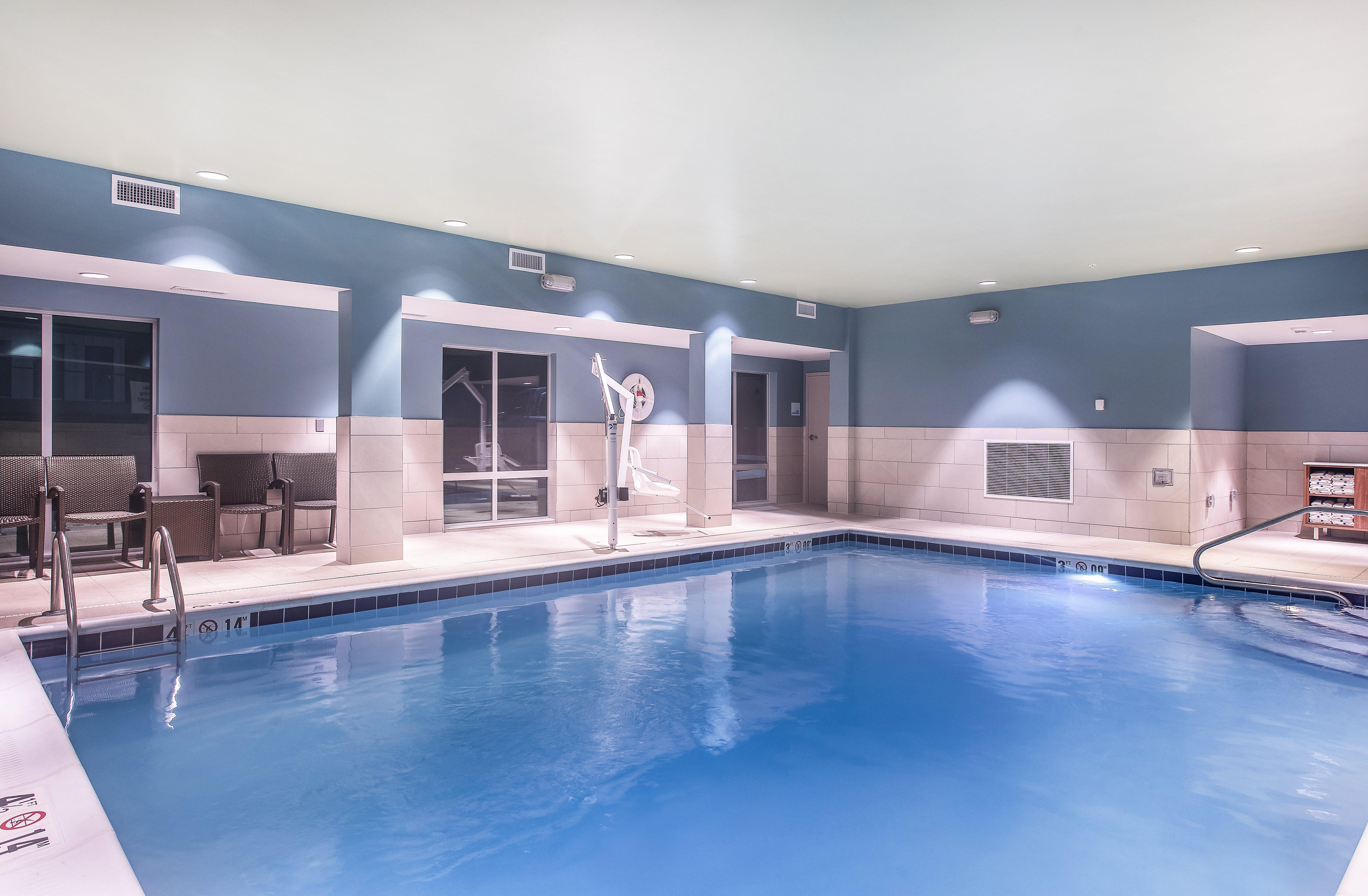 Holiday Inn Express & Suites - La Grange By Ihg Εξωτερικό φωτογραφία
